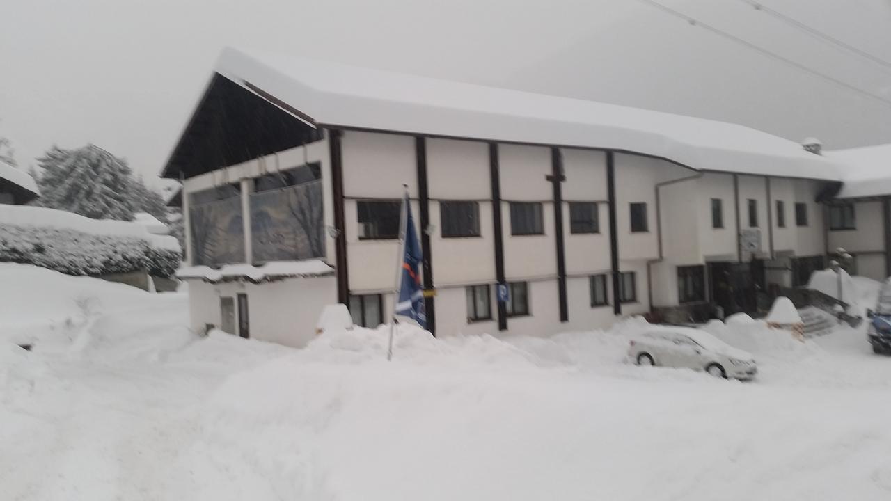 Hotel De La Telecabine Courmayeur Exterior foto